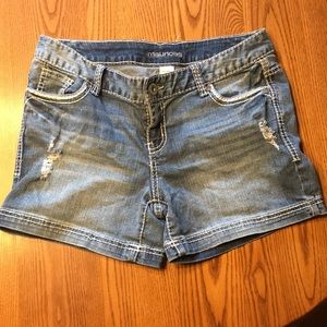 Maurices “Midi” style shorts